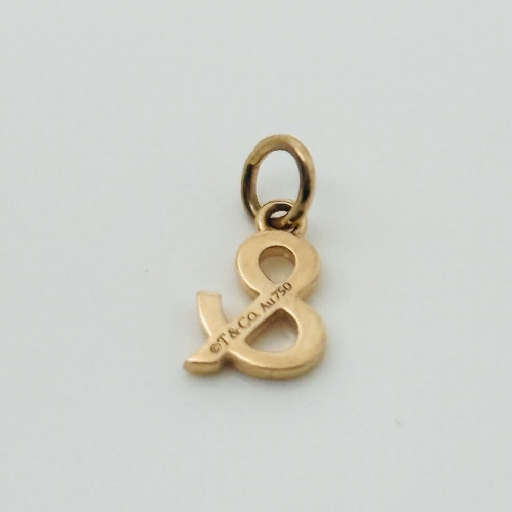 Tiffany Rose Gold Ampersand & Sign in 18K Yellow Gold - Picture 3 of 5
